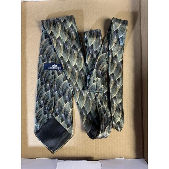 Stafford Executive Neck Tie 100% Imported Silk - Picture 1 of 4